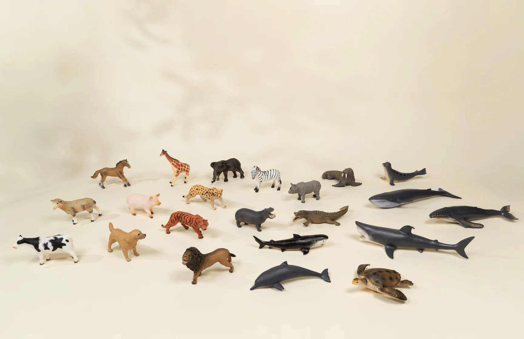 Coco Village Large Wildlife Animal Play Figurine – Cheetah - Image 2