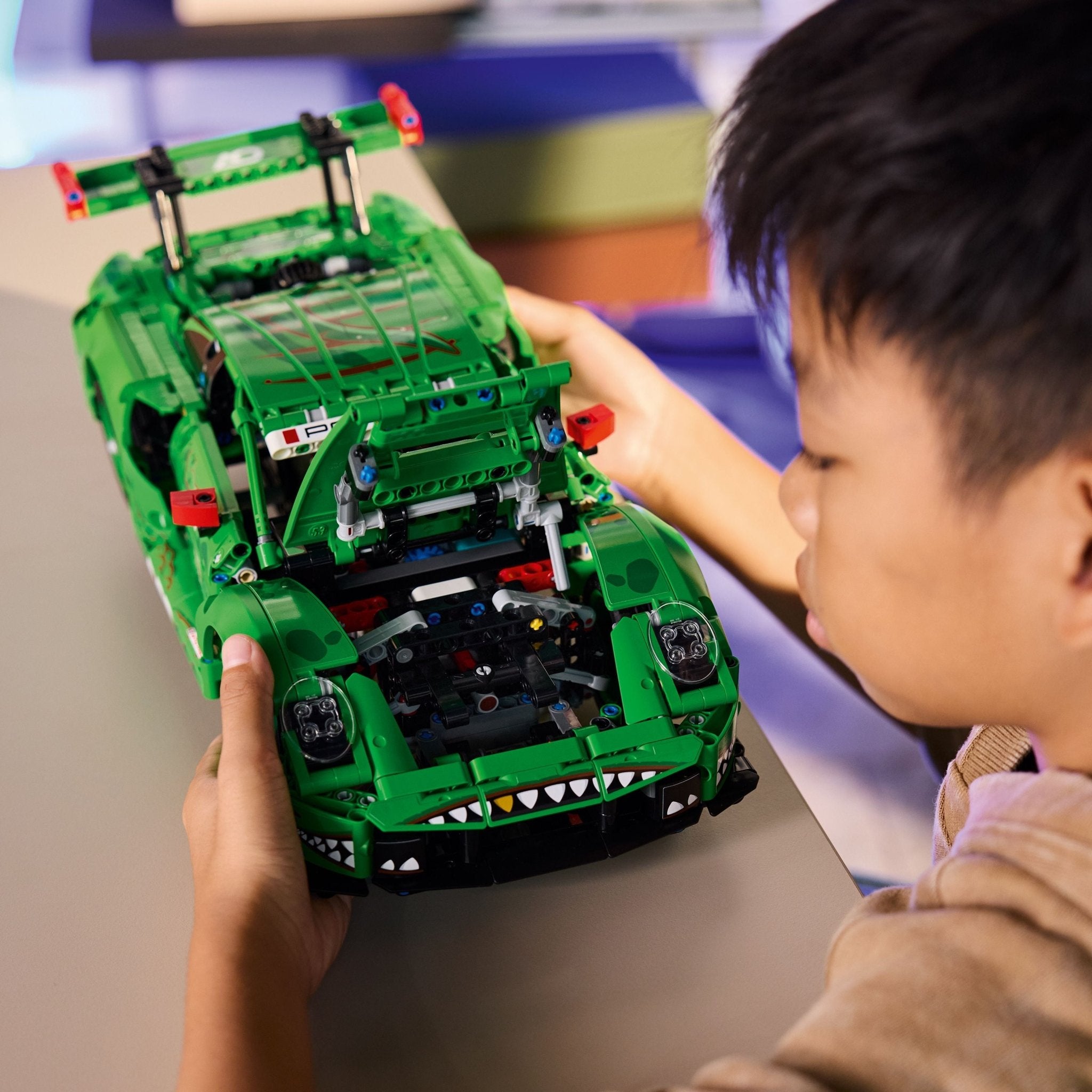 LEGO® Technic LEGO® Porsche 911 GT3 R REXY AO Racing Car 42224 - Image 4